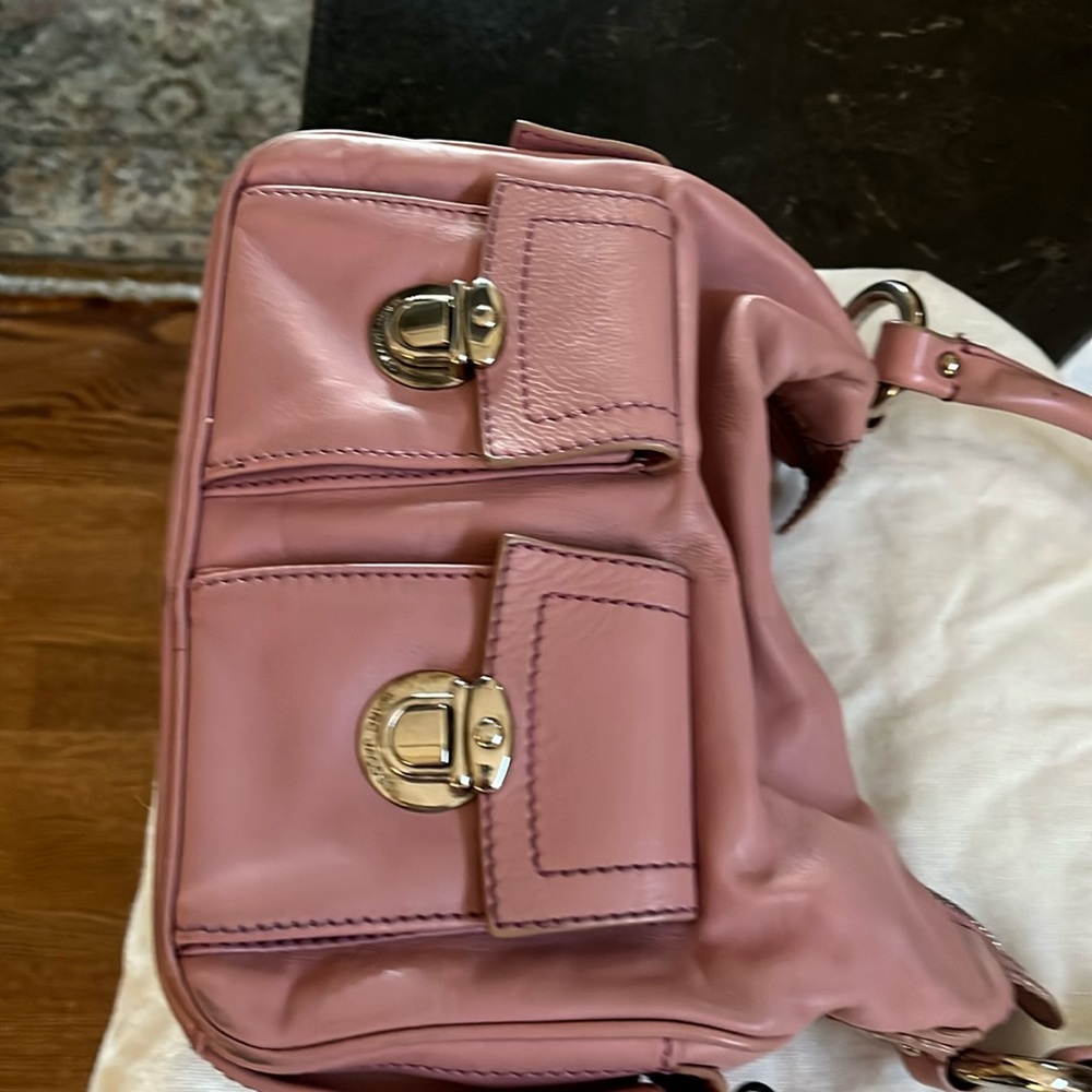 Marc Jacobs zip up shoulder bag light pink